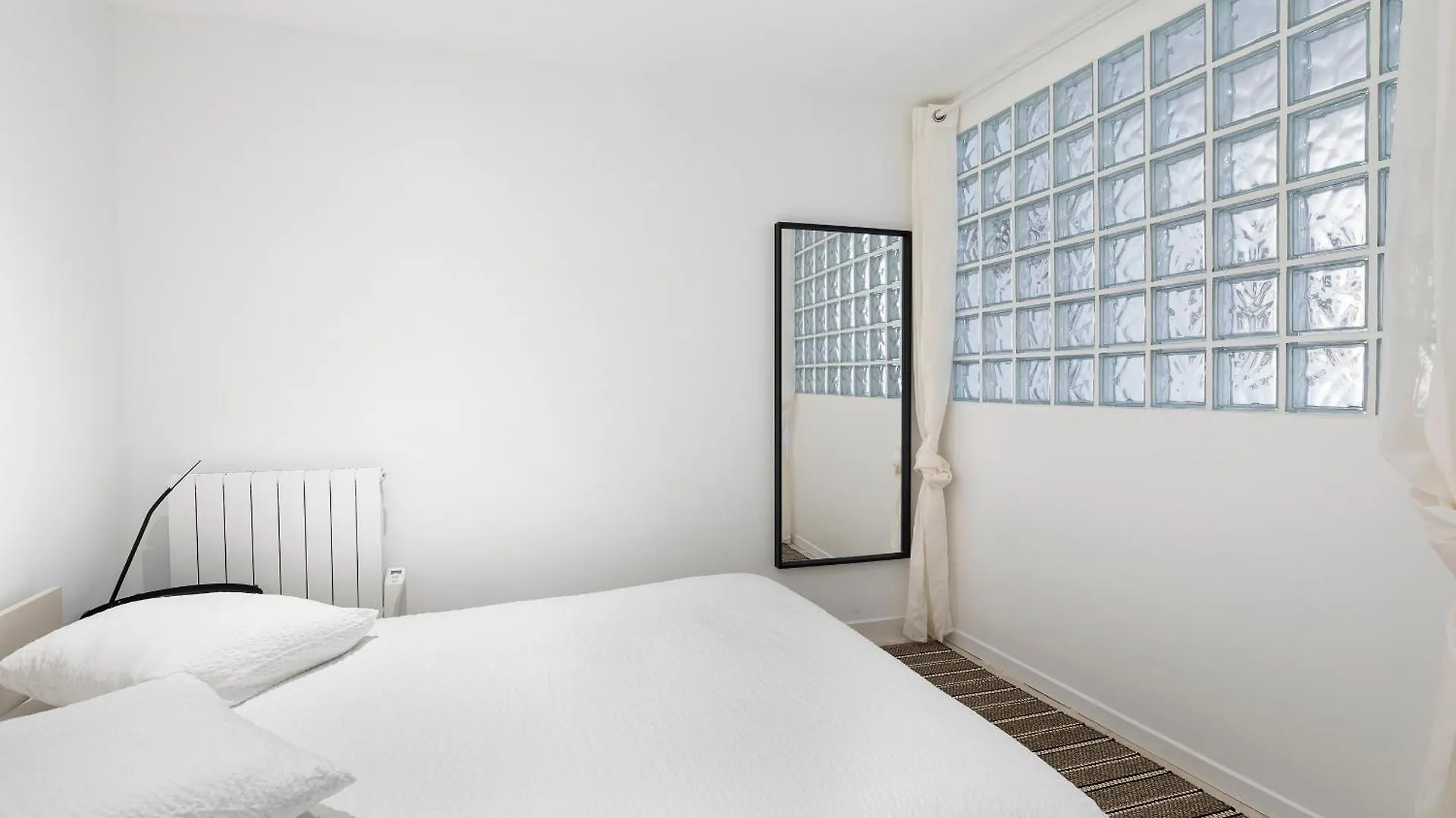 Au Maire - Appartement Familiale Paris Apartment
